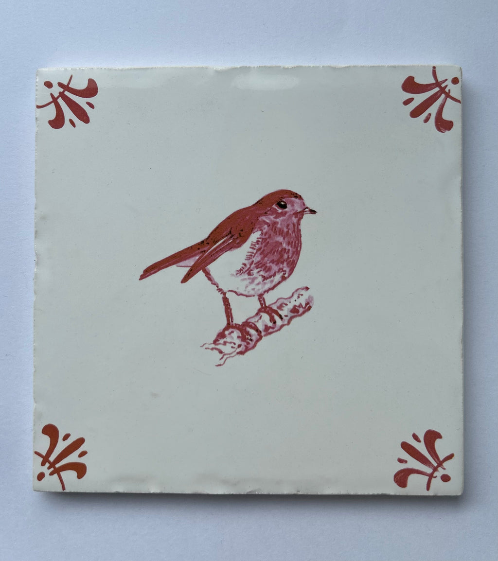 End of Line Robin Redbreast Delft Tile - Crimson 12.5cm