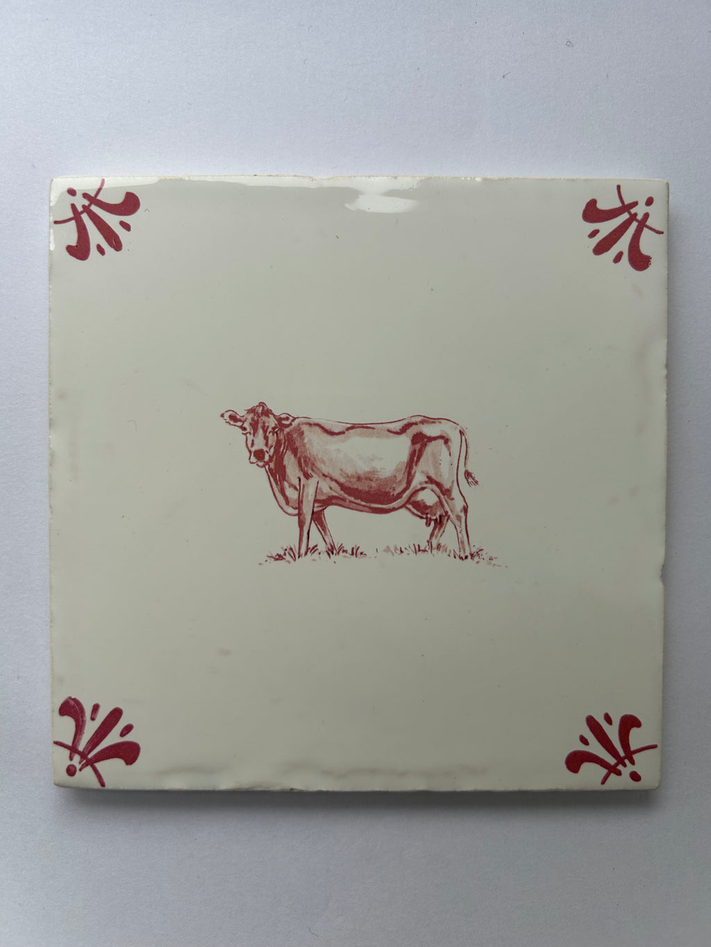 End of Line Cow Delft Tile - Crimson 12.5cm